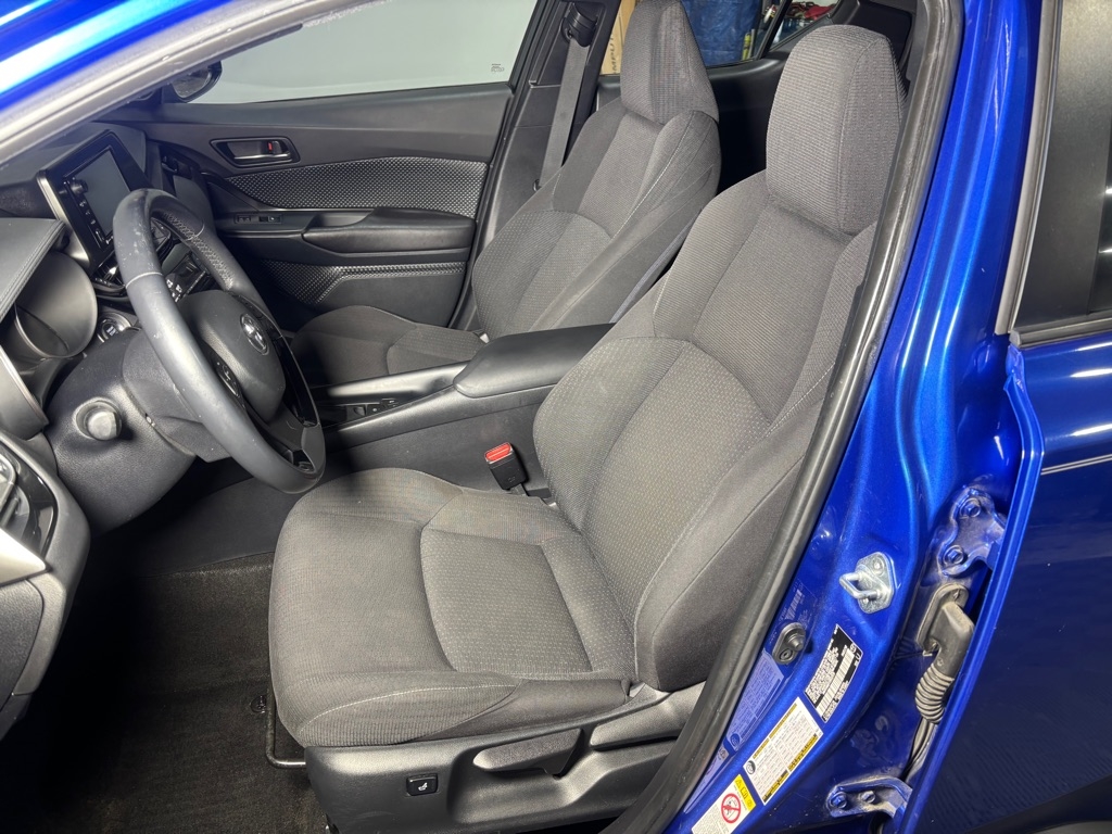 Toyota C-HR XLE 2018