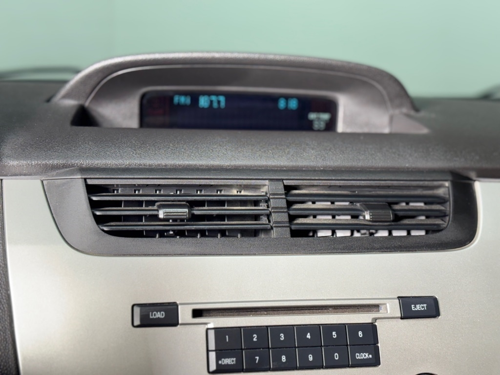 Ford Focus SE Sedan 2010