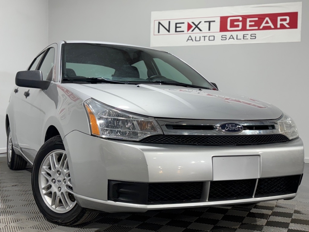 2010 Ford Focus SE Sedan