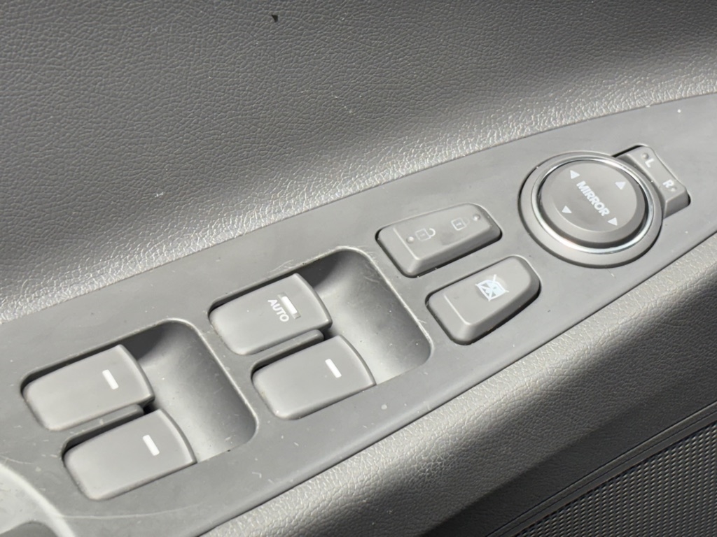 Hyundai Sonata GLS Auto 2011