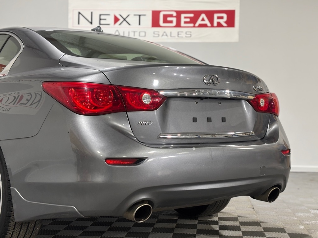 Infiniti Q50 Base AWD 2015