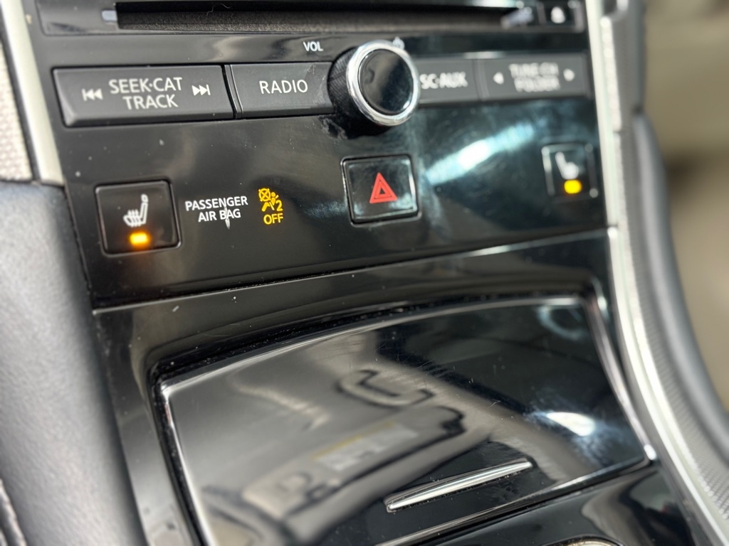 Infiniti Q50 Base AWD 2015