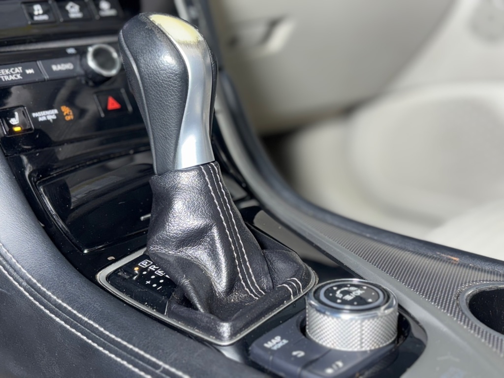 Infiniti Q50 Base AWD 2015