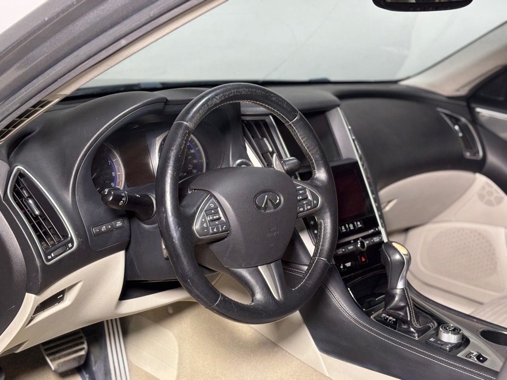 Infiniti Q50 Base AWD 2015