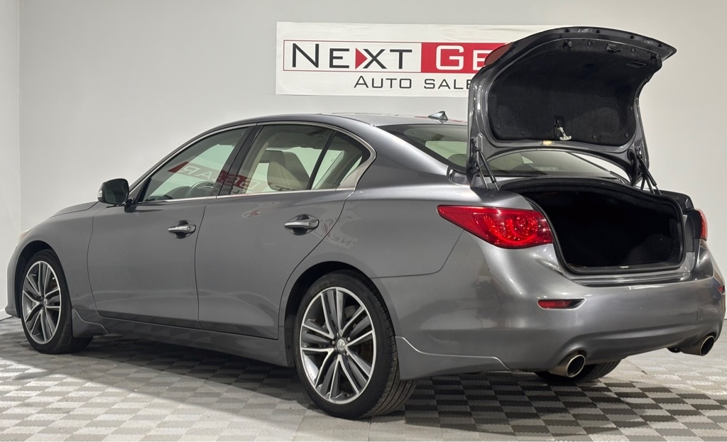 Infiniti Q50 Base AWD 2015