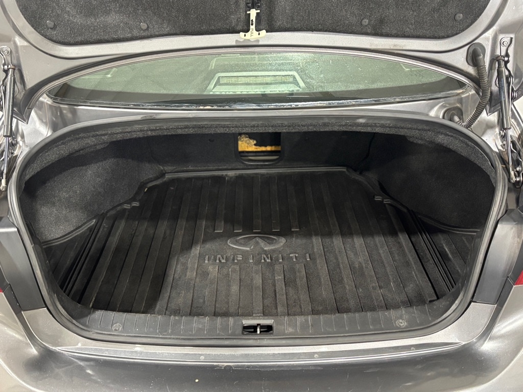 Infiniti Q50 Base AWD 2015