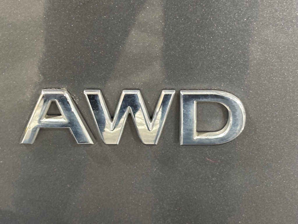 Infiniti Q50 Base AWD 2015