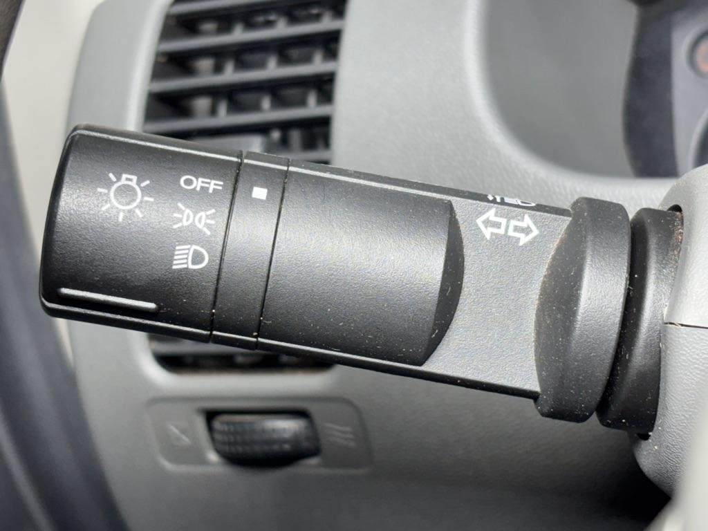 Nissan Frontier XE King Cab 2WD 2006