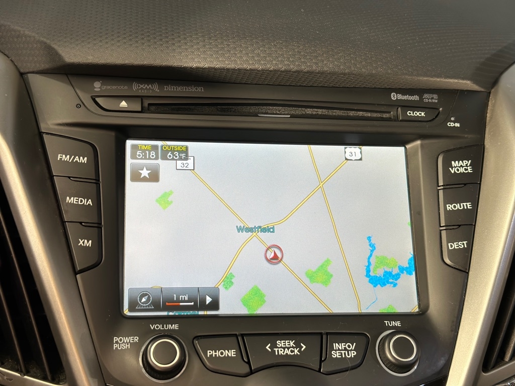 Hyundai Veloster Base 2013