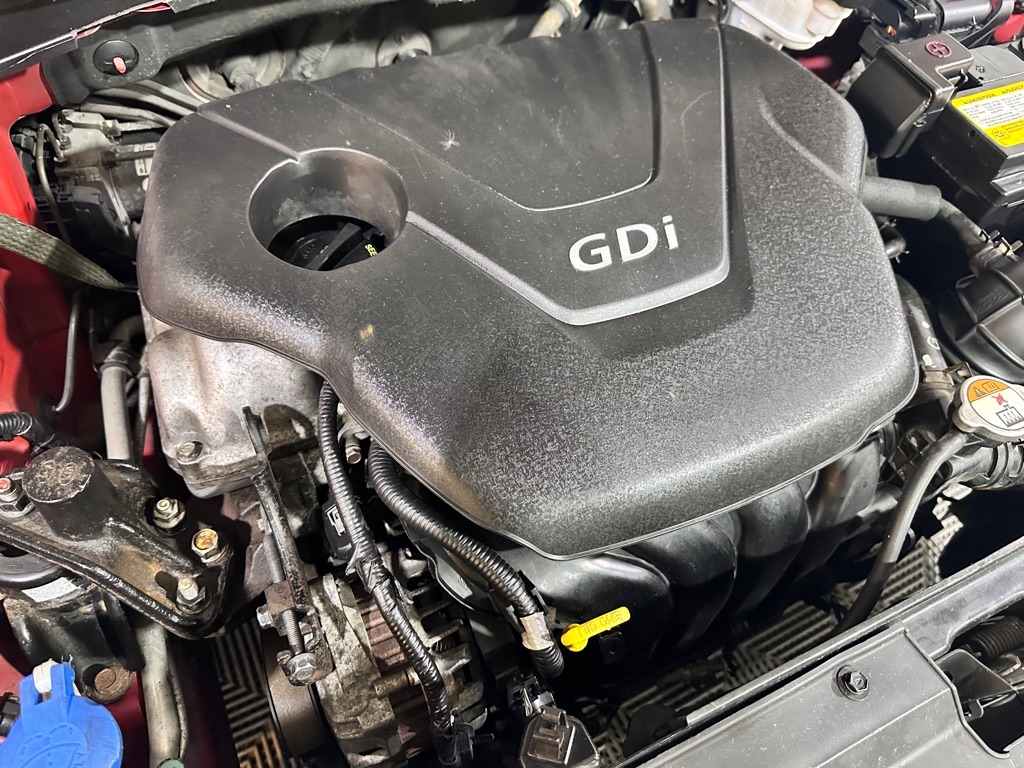 Hyundai Veloster Base 2013