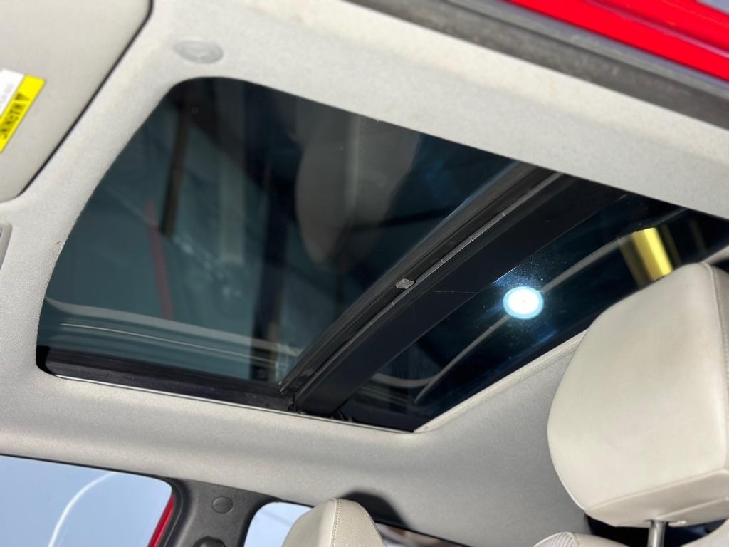 Hyundai Veloster Base 2013