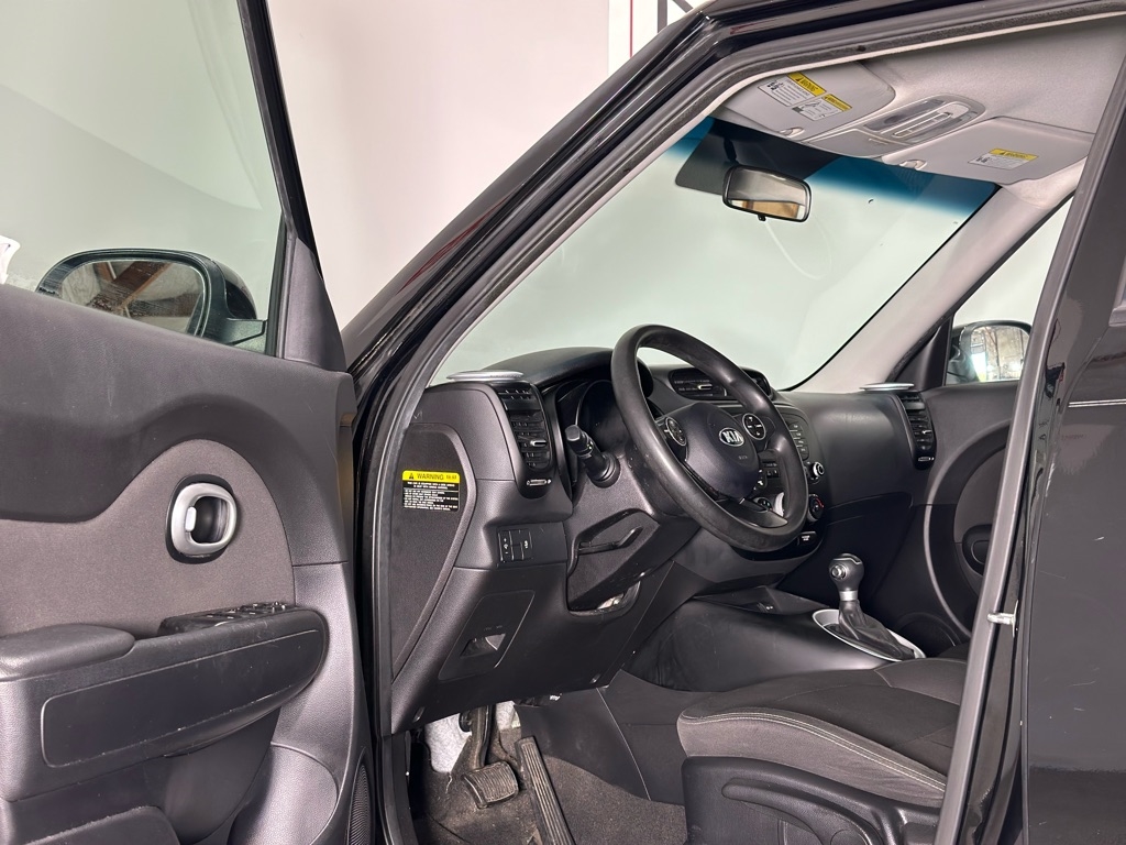 Kia Soul Base 6A 2016