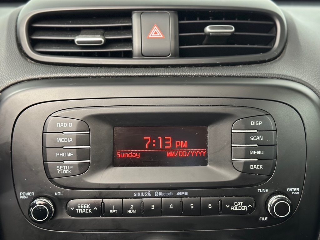 Kia Soul Base 6A 2016