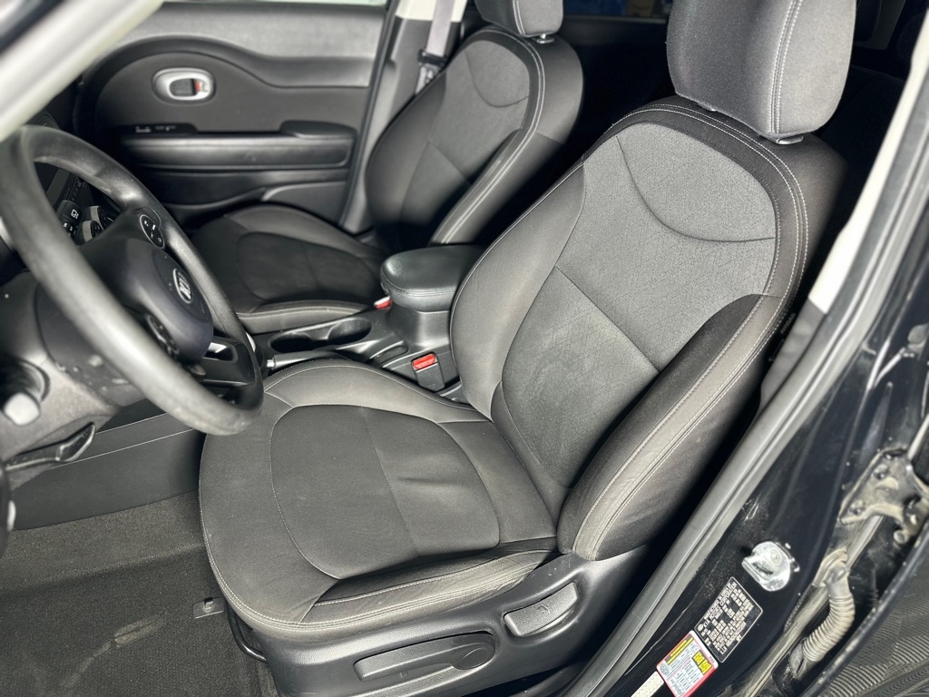 Kia Soul Base 6A 2016