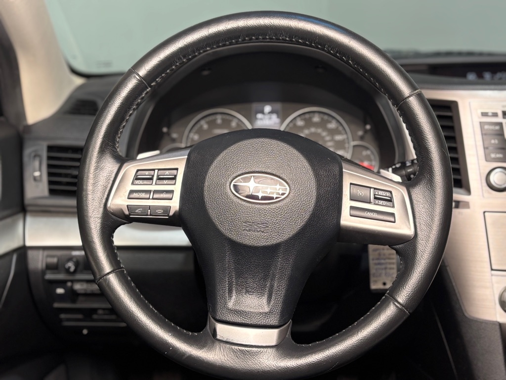 Subaru Outback 2.5i Premium 2013