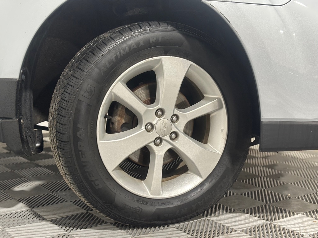 Subaru Outback 2.5i Premium 2013