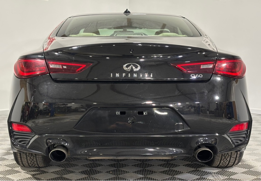 Infiniti Q60 3.0t Premium 2017