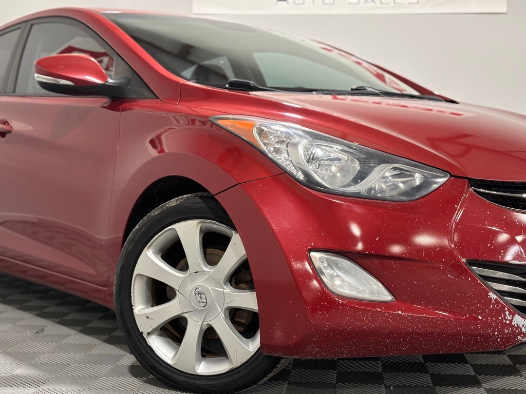 Hyundai Elantra GLS M/T 2013