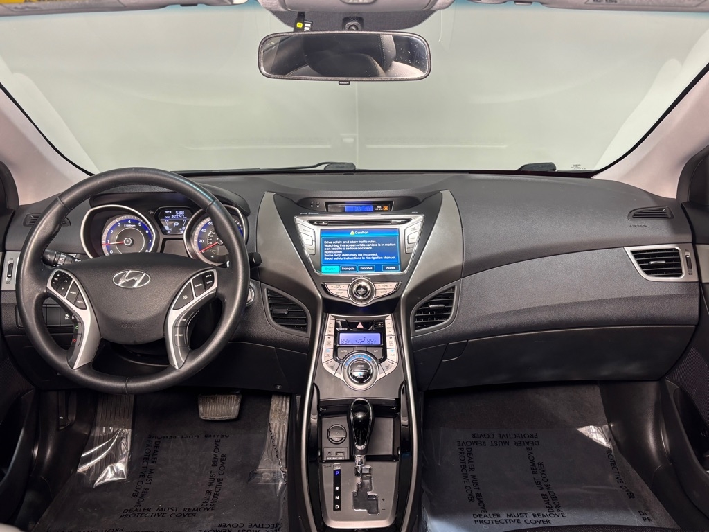 Hyundai Elantra GLS M/T 2013