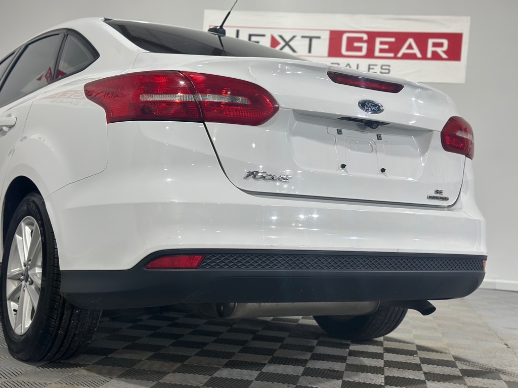 Ford Focus SE Sedan 2015