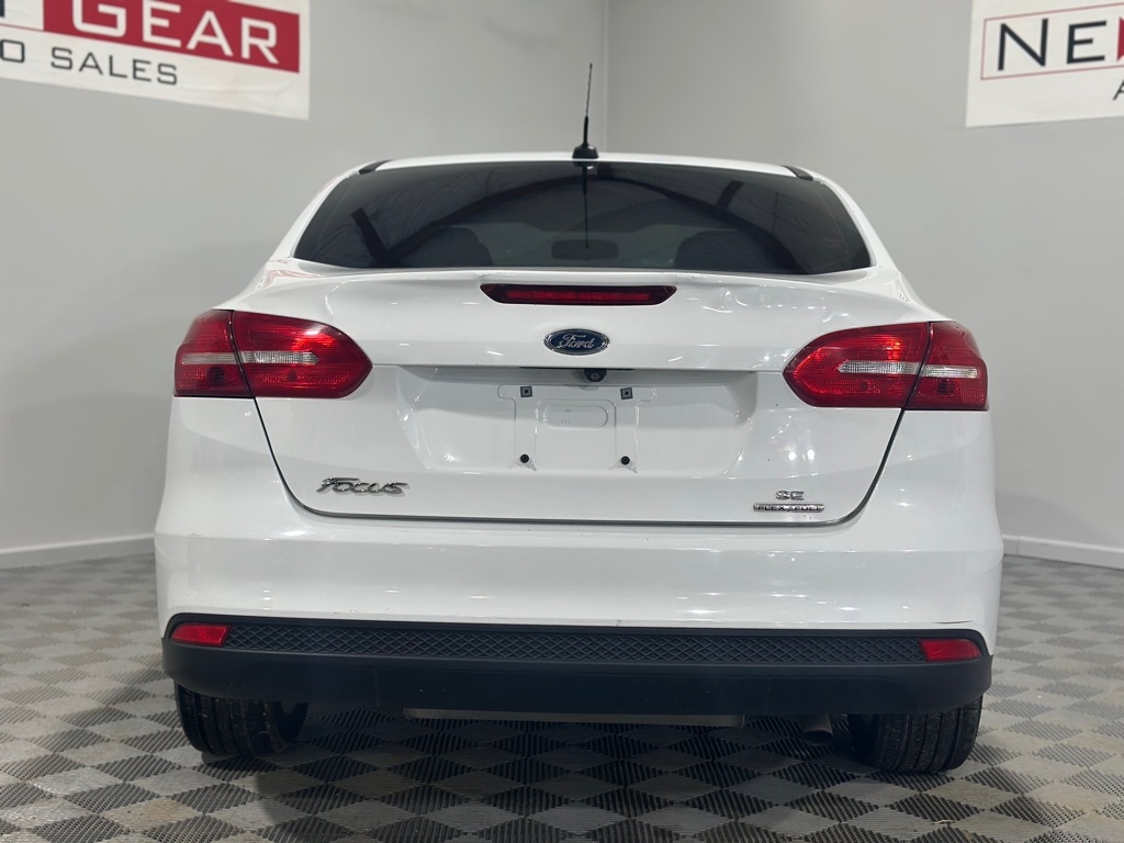 Ford Focus SE Sedan 2015