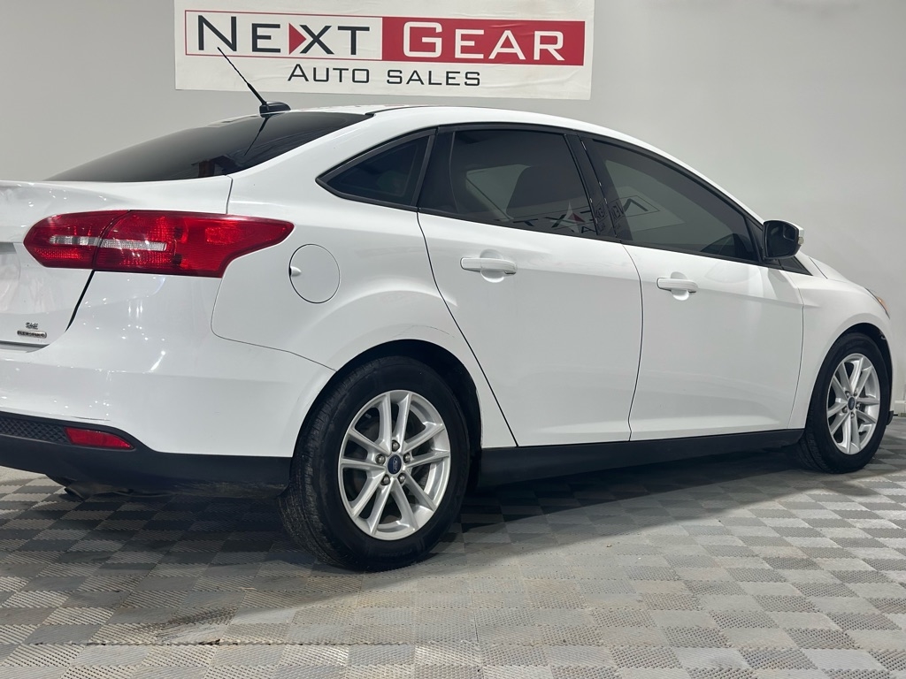 Ford Focus SE Sedan 2015