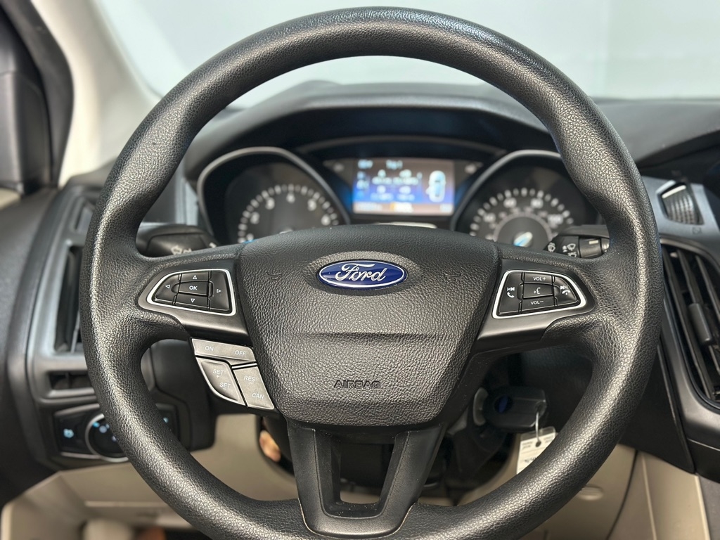 Ford Focus SE Sedan 2015