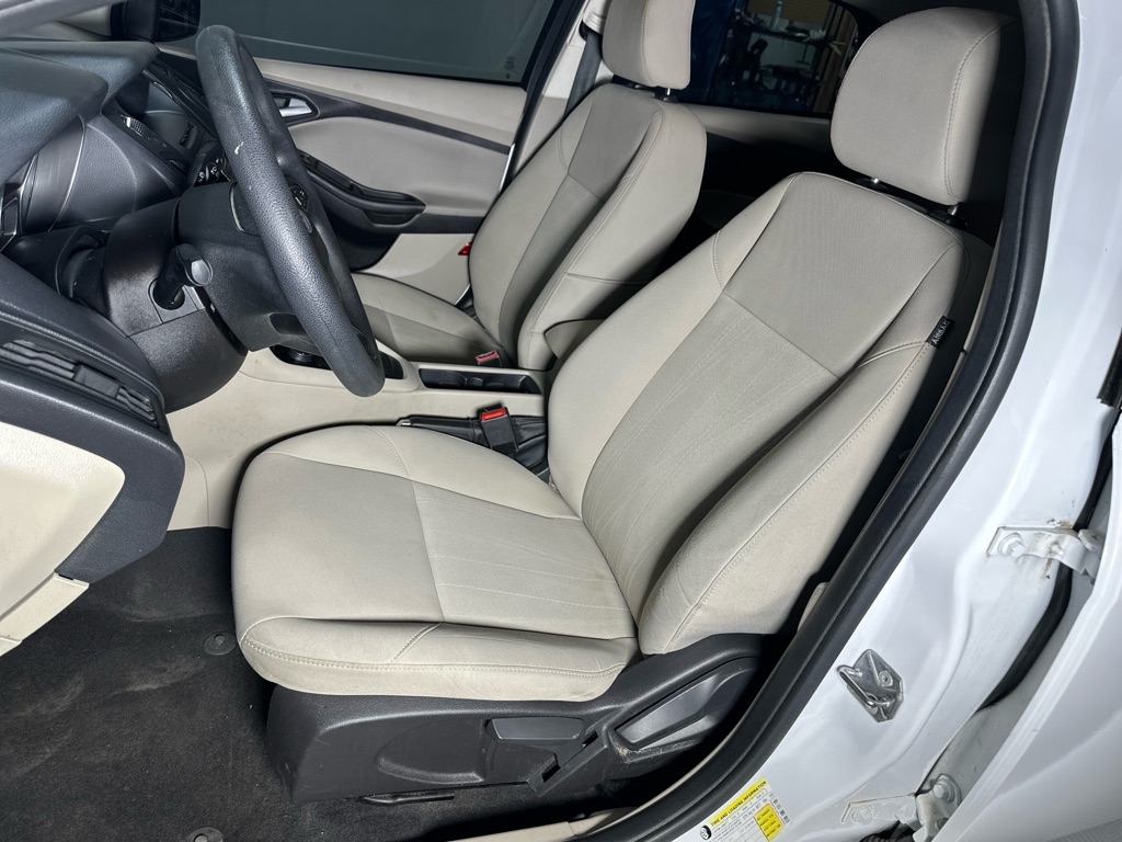 Ford Focus SE Sedan 2015