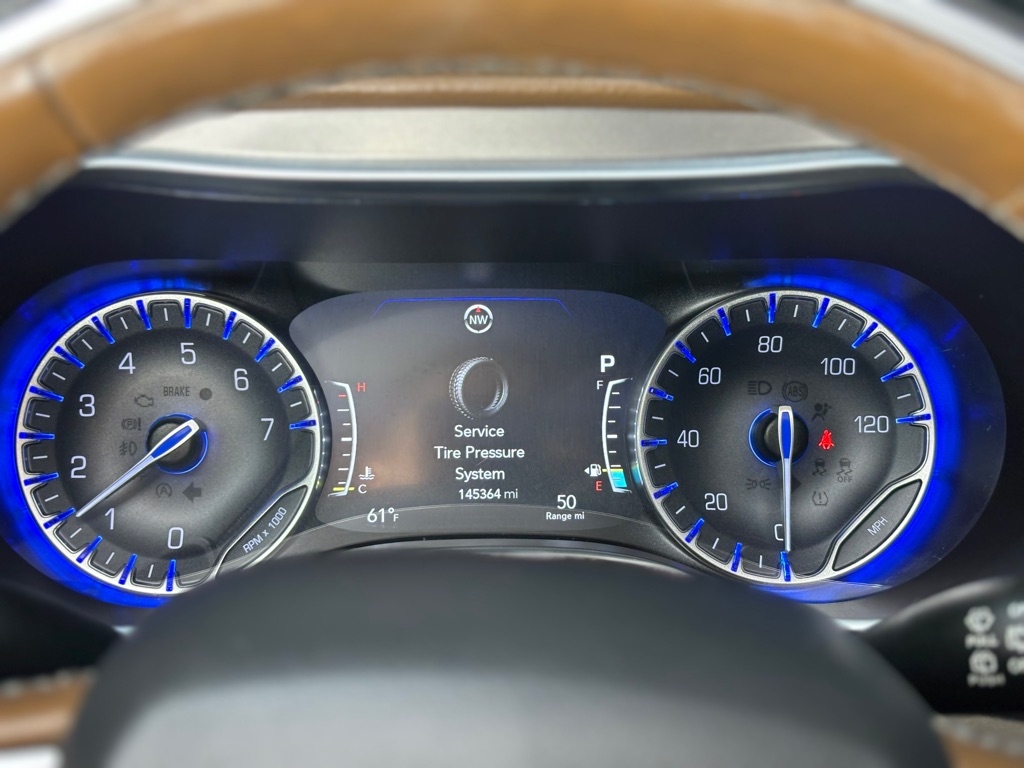 Chrysler Pacifica Limited 2017