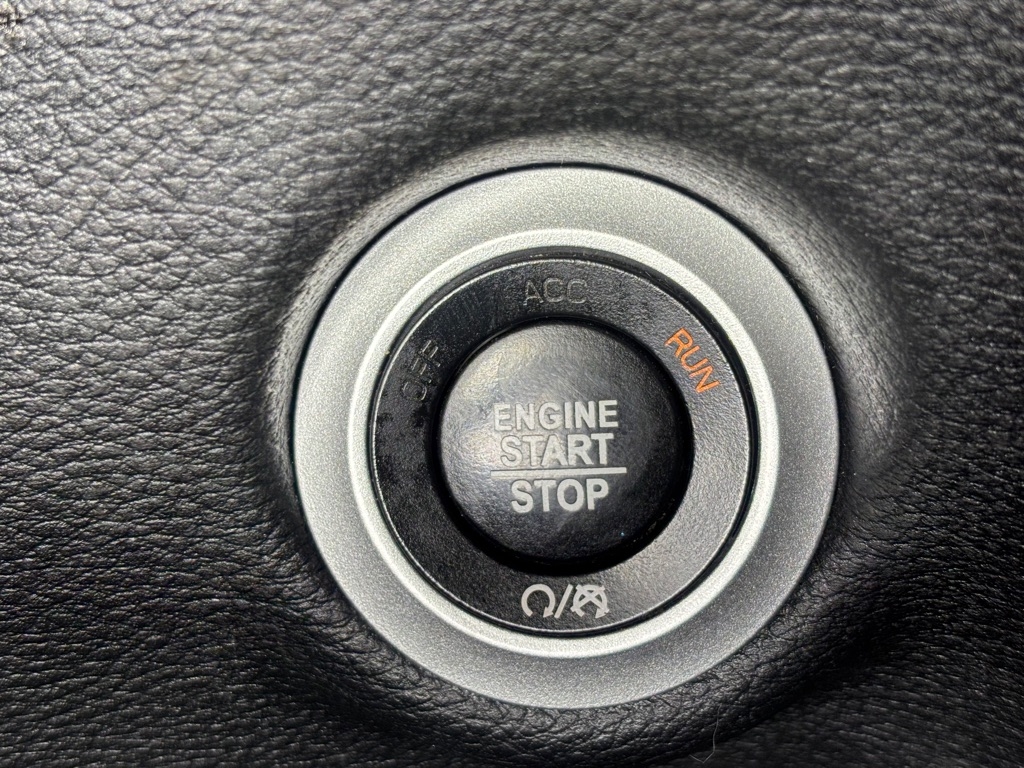 Chrysler Pacifica Limited 2017