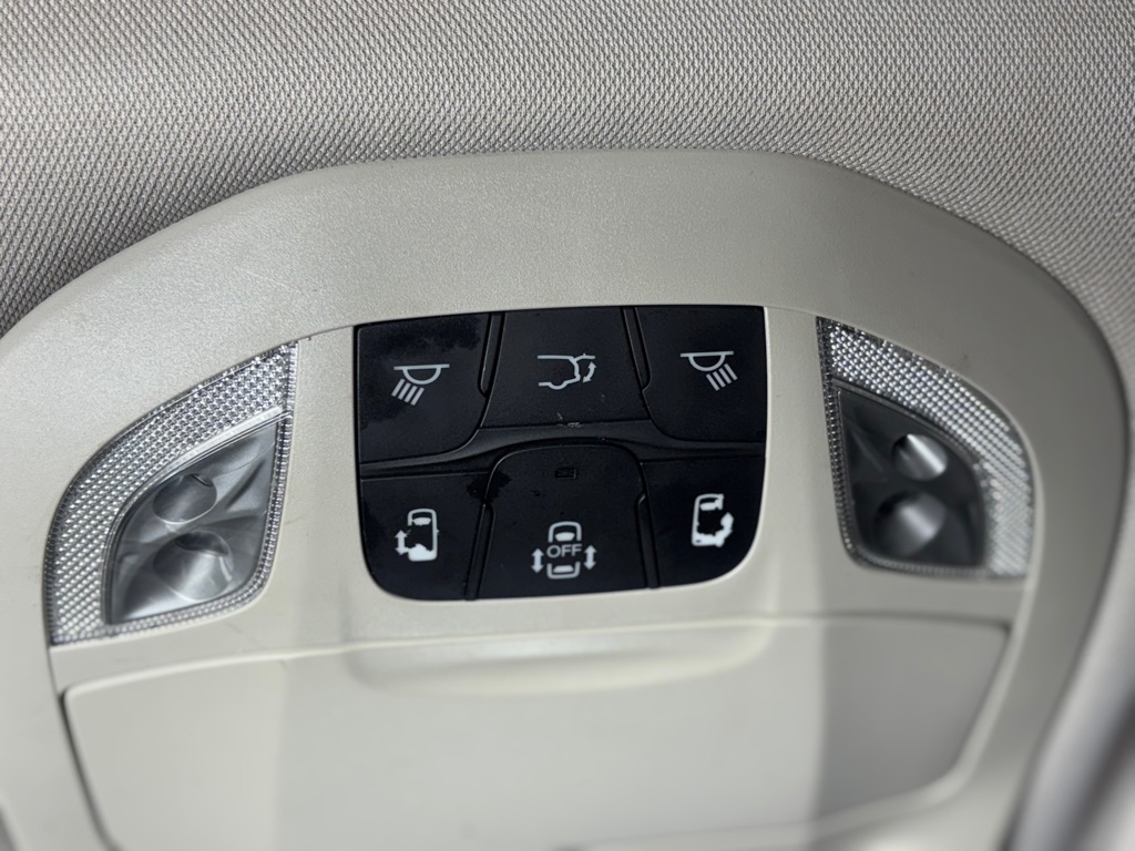 Chrysler Pacifica Limited 2017