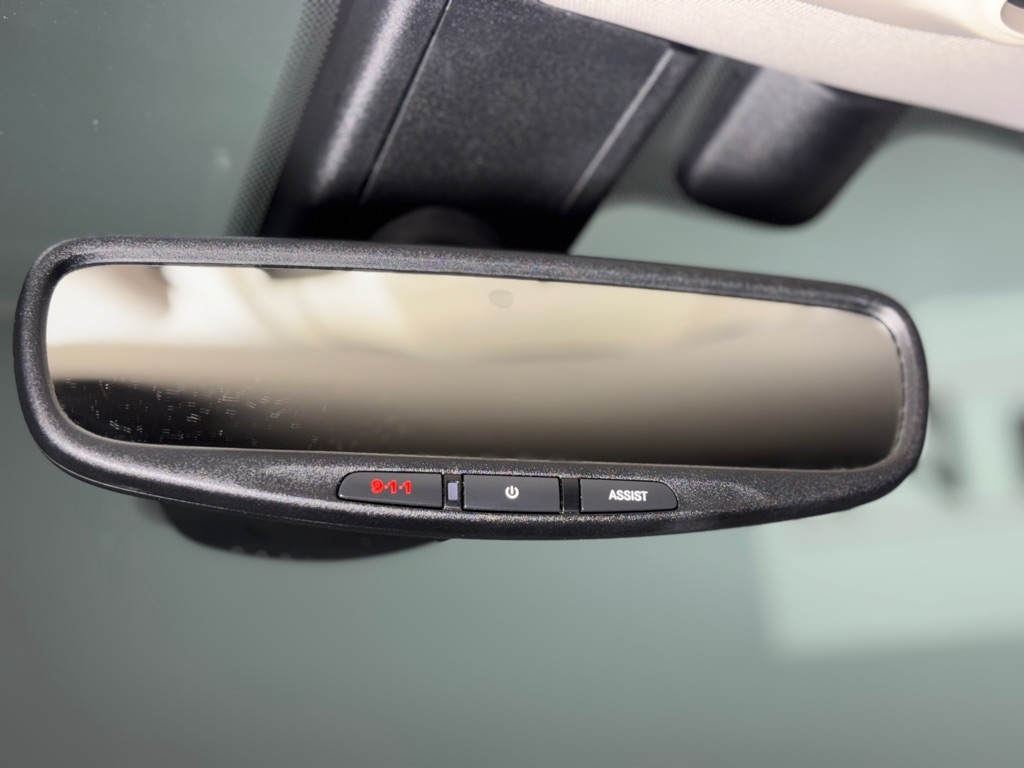 Chrysler Pacifica Limited 2017