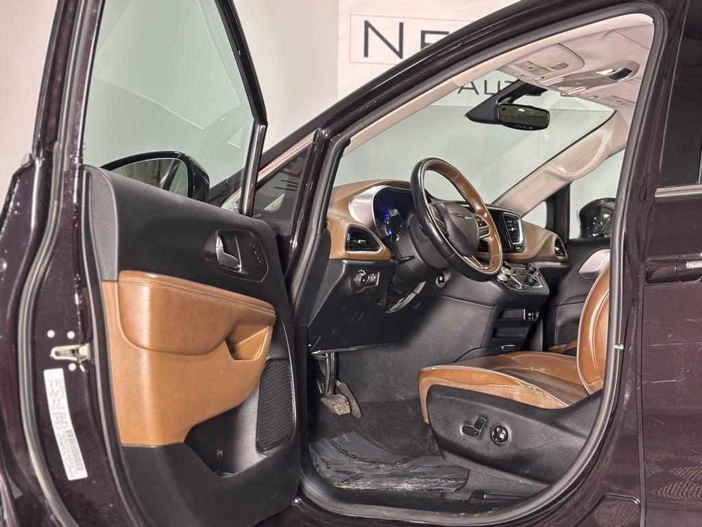 Chrysler Pacifica Limited 2017