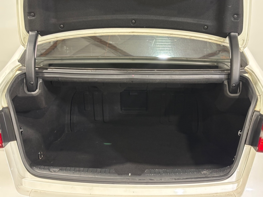 Kia Cadenza Limited 2014