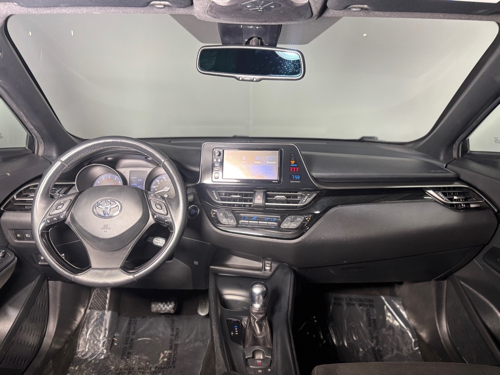 Toyota C-HR XLE 2018