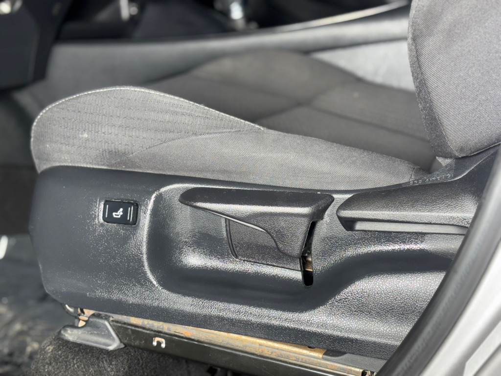 Toyota C-HR XLE 2018