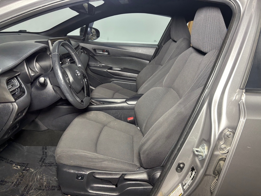 Toyota C-HR XLE 2018