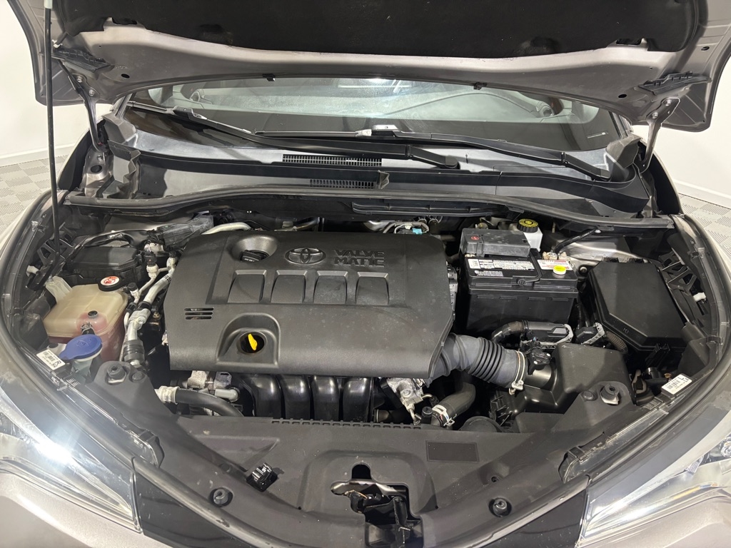 Toyota C-HR XLE 2018