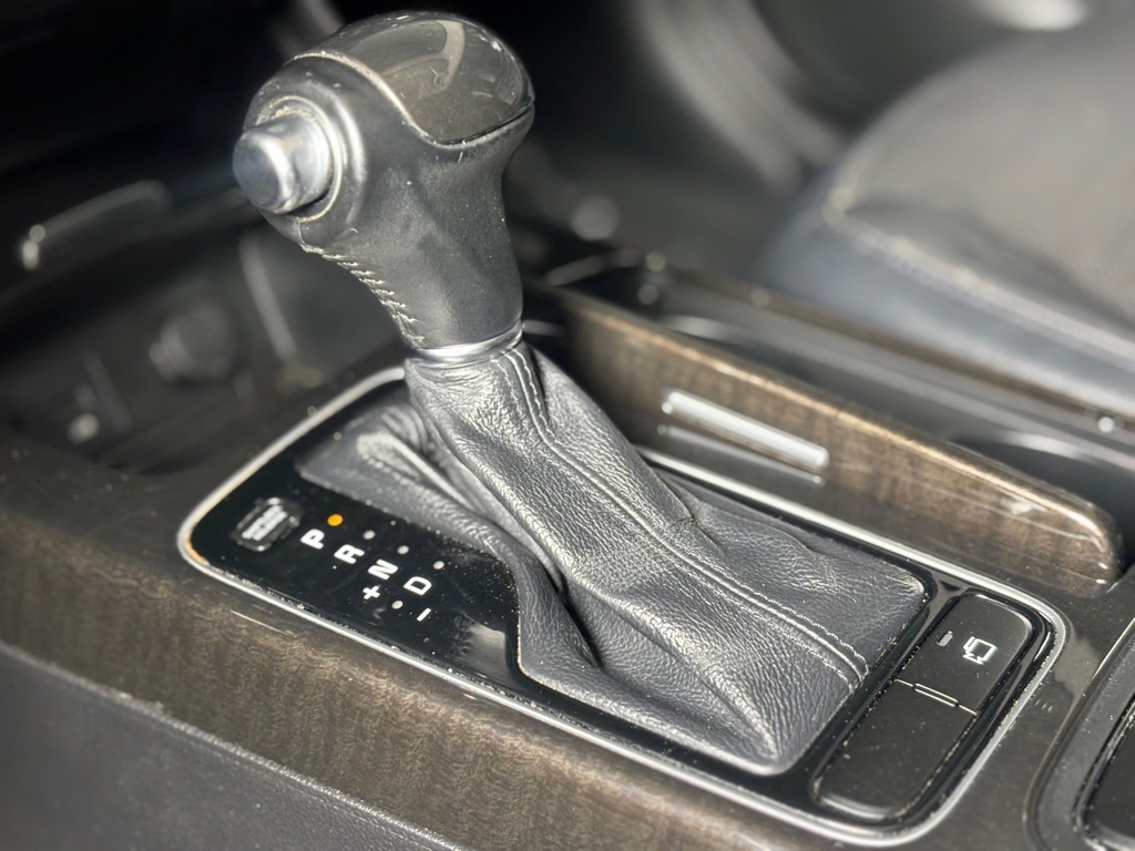 Kia Cadenza Premium 2015