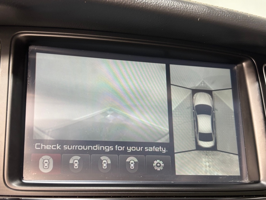 Kia Cadenza Premium 2015