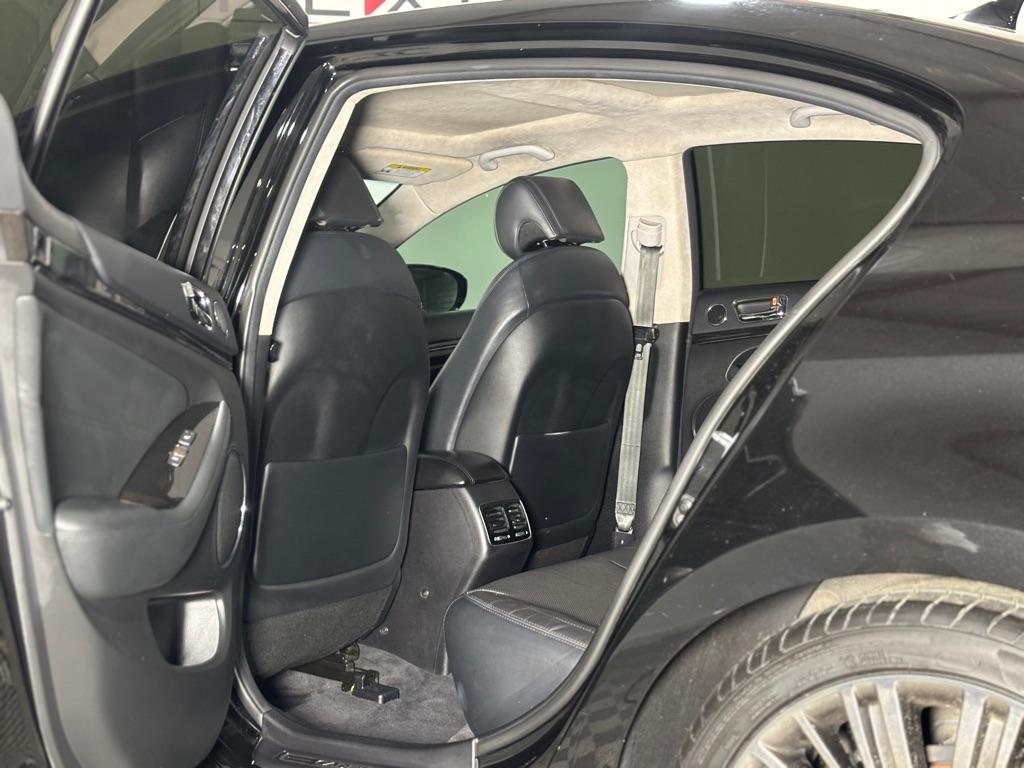 Kia Cadenza Premium 2015