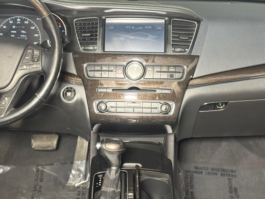 Kia Cadenza Premium 2015