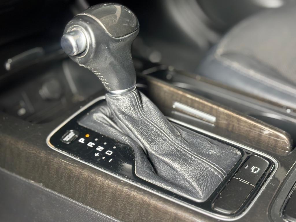 Kia Cadenza Premium 2015