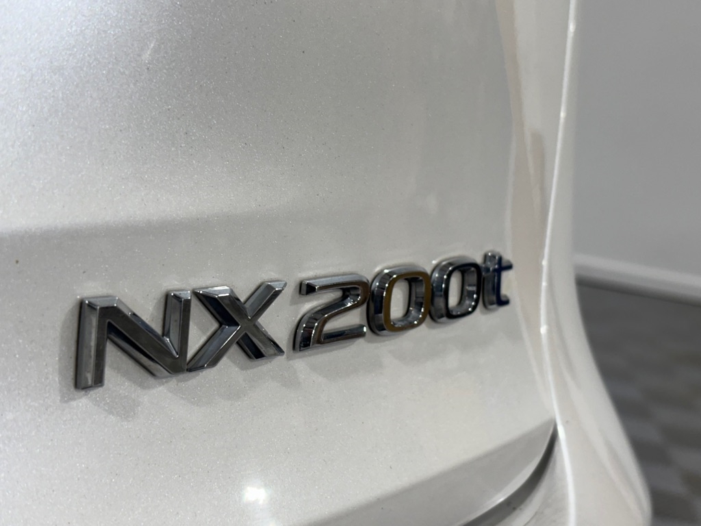 Lexus NX 200t FWD 2016