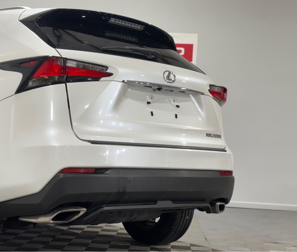 Lexus NX 200t FWD 2016