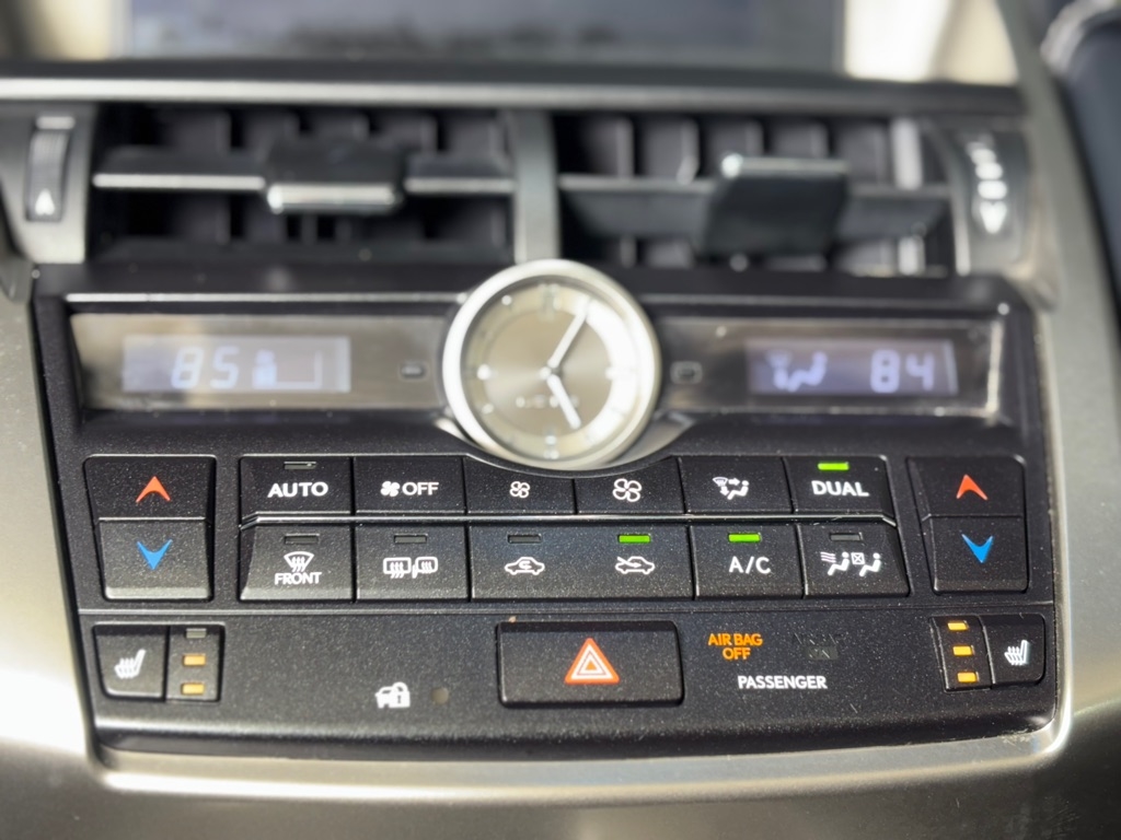 Lexus NX 200t FWD 2016