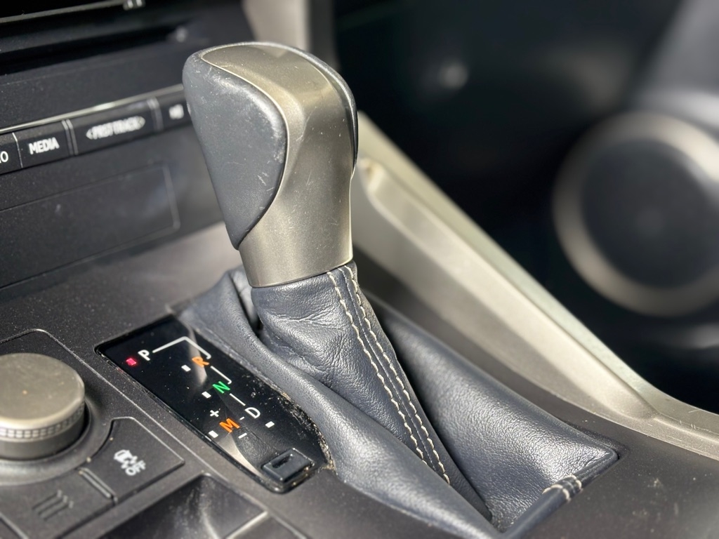 Lexus NX 200t FWD 2016