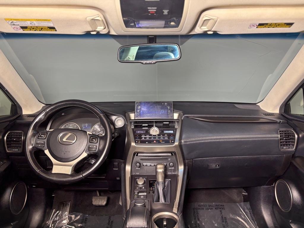 Lexus NX 200t FWD 2016