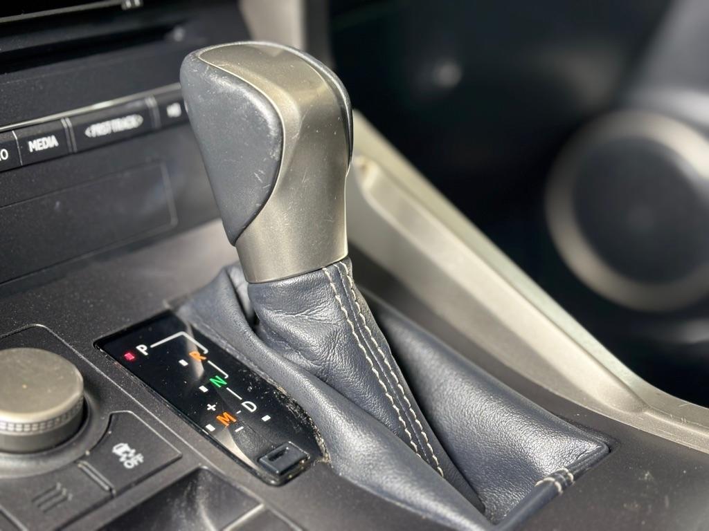 Lexus NX 200t FWD 2016