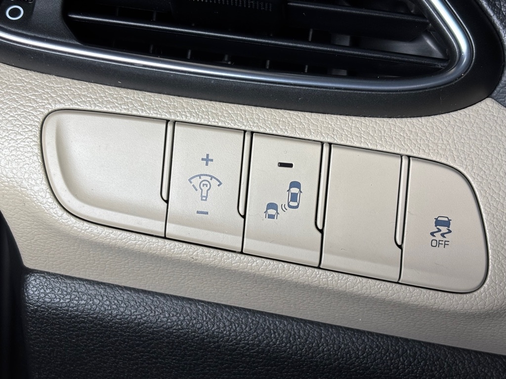 Hyundai Elantra GT 2.0L 6M 2018